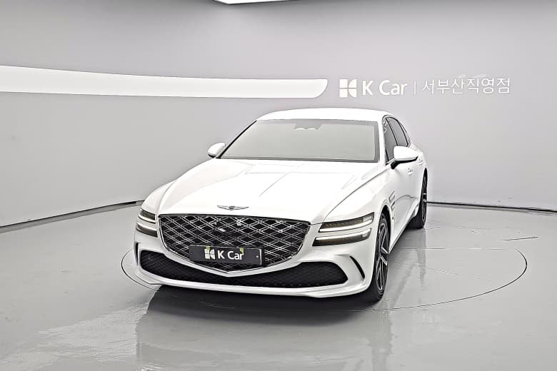 Genesis G80 (RG3 F/L), 2024