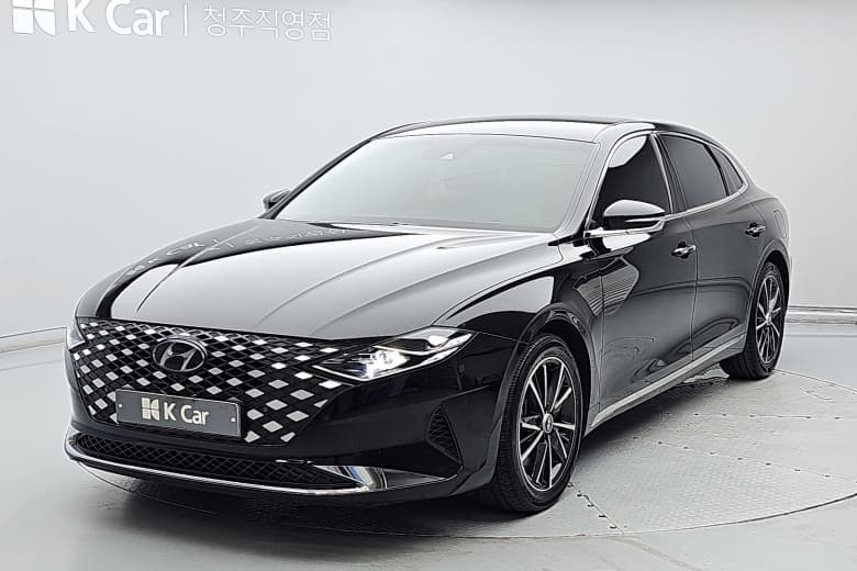 Hyundai The New Grandeur, 2022